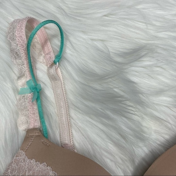 Victoria’s Secret Dream Angels Push-up size 32C - Picture 4 of 12